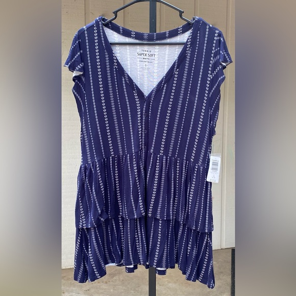 Size 1X Torrid Women’s Top Navy Blue Super Soft Knits - Picture 7 of 12